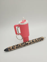 Load image into Gallery viewer, Tumbler Keychain
